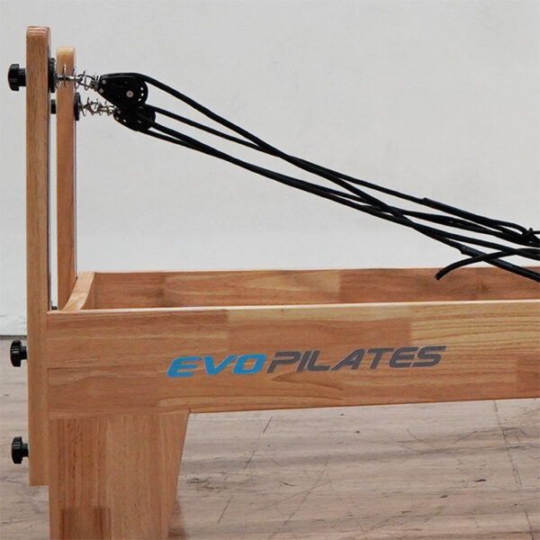Cama de Pilates EVO Reformer PRO