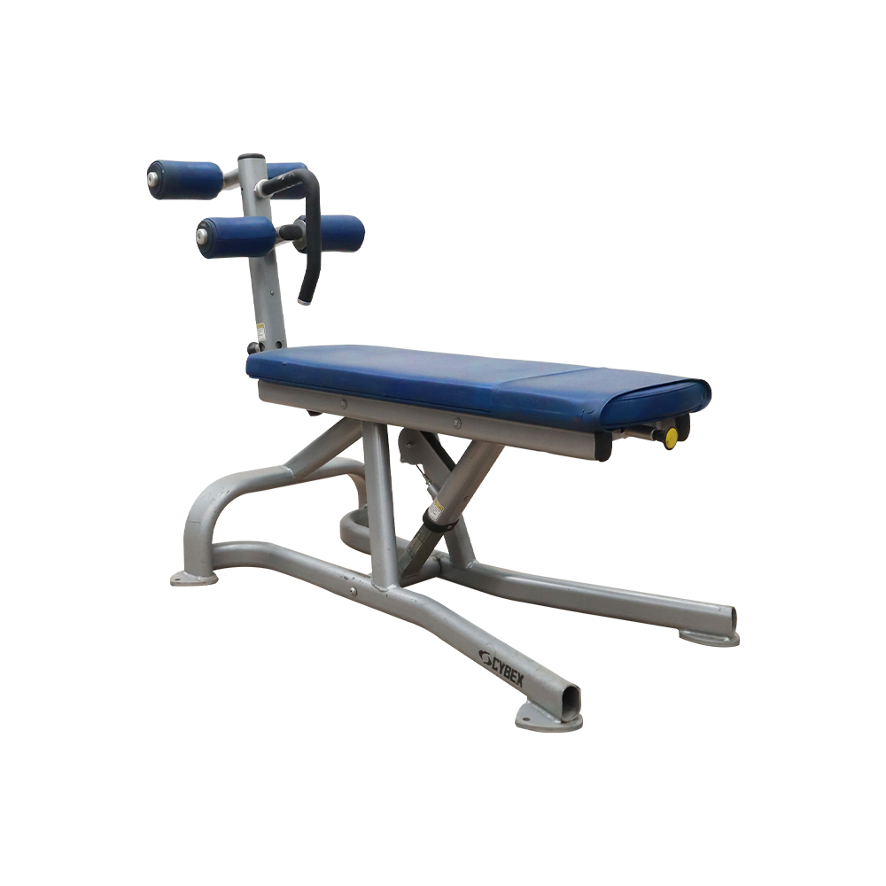 Banca Abdominal Cybex
